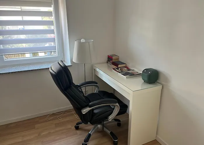 2 In Obertuerkheim * Štutgart