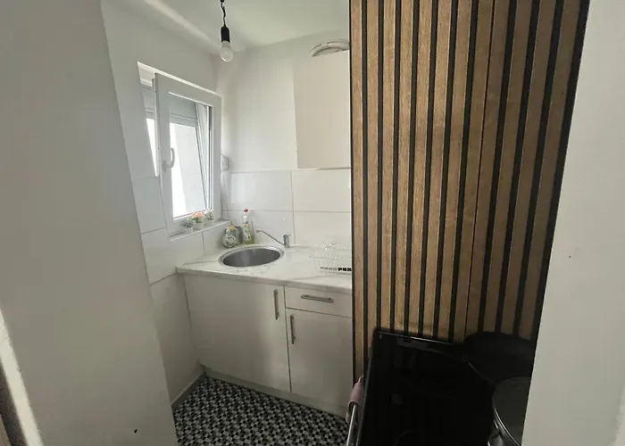 2 In Obertuerkheim Apartmán *